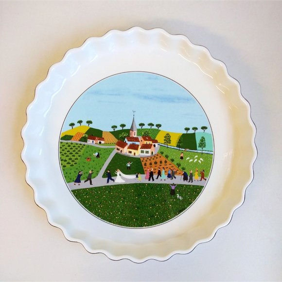 Villeroy & Boch Luxembourg Naif Wedding Procession 11” Quiche Fluted Baking Dish